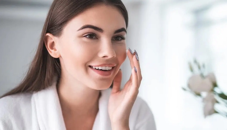 ۶ گام کلیدی برای لایه برداری صورت در خانه