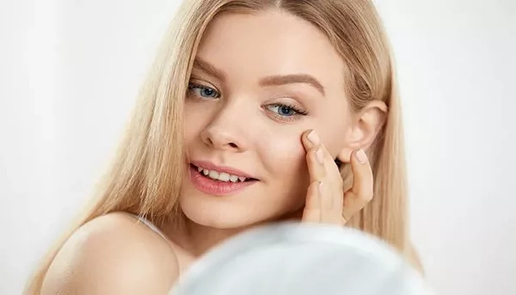 ترفندهای مهم برای پوشش جای کبودی با استراتژی آرایش 